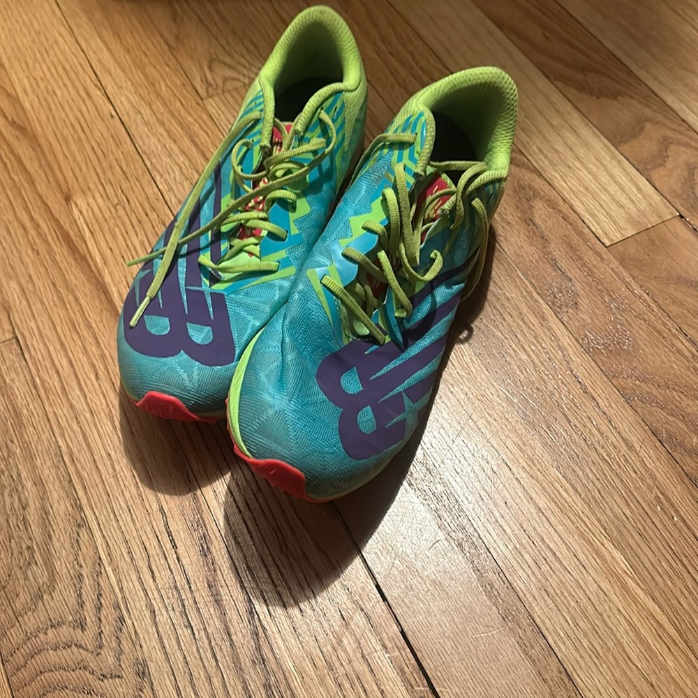 NEW BALANCE XC SPIKES BARELY USED